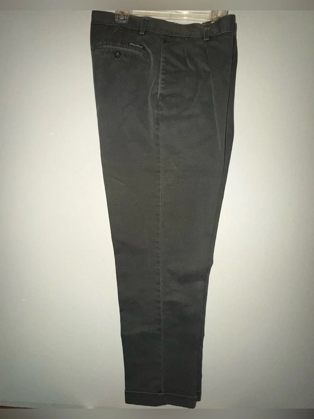 Title 302: Eddie Bauer Classic Fit Wrinkle Resistant Pants 36x34